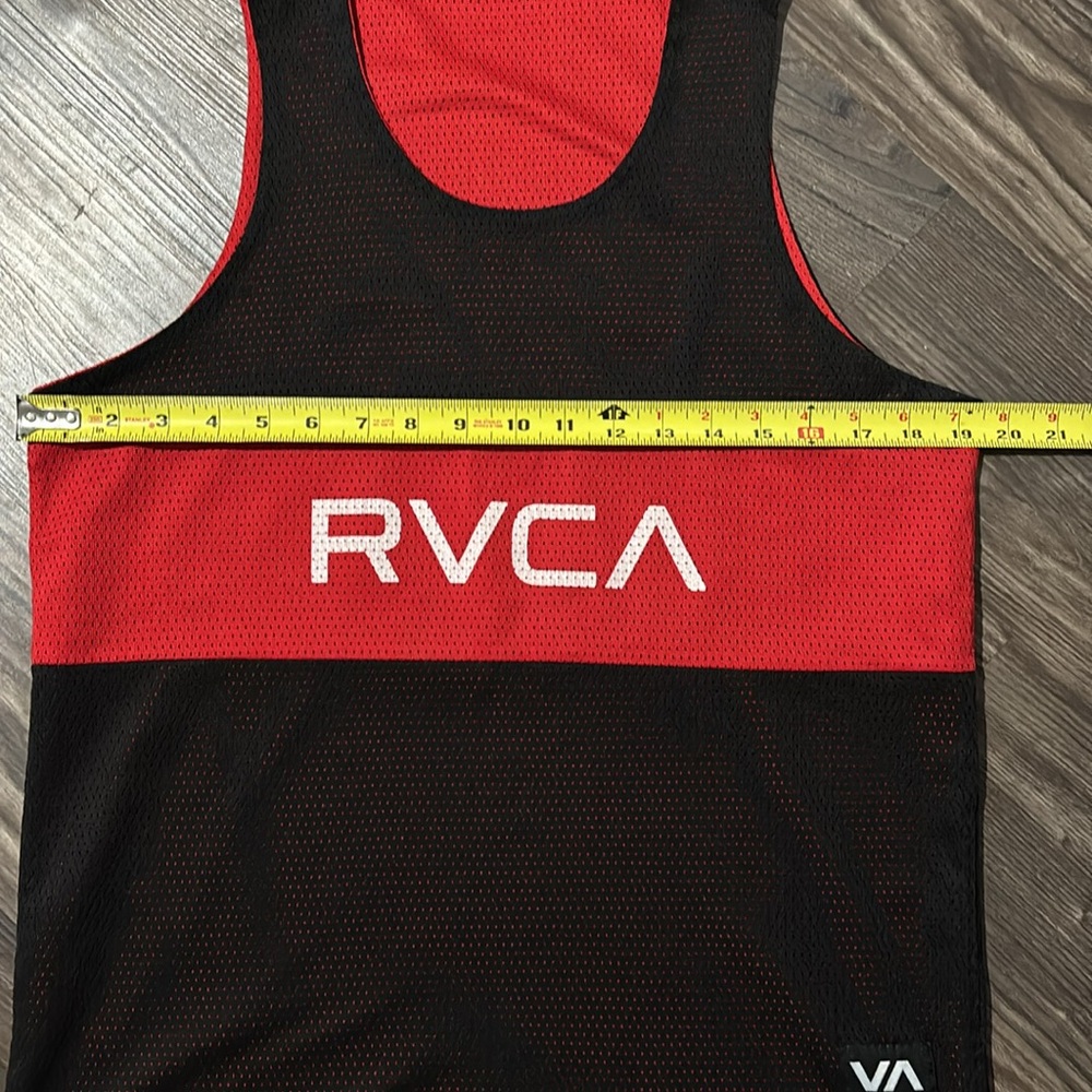 Reversible RVCA mesh tank - Picture 4 of 9